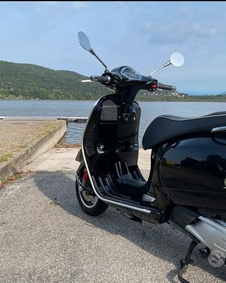 Vespa gts 300 hpe