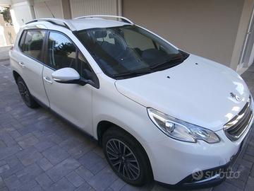 Peugeot modello 2008 1.6 HDI turbodiesel