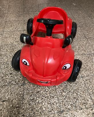 Macchinina a pedali per bambini maggiolino rosso