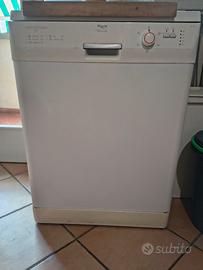Lavastoviglie Elecrolux rsf63020W
