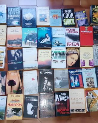 libri in stock di vario genere e titolo
