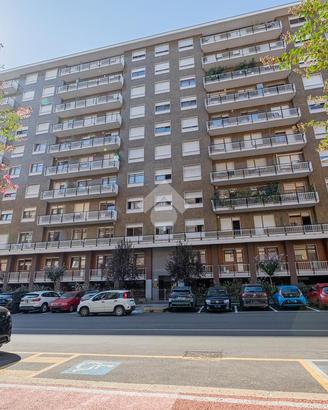 4 LOCALI A TORINO
