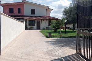 Villa bifamiliare via Gubbio, Nuova Florida, Ardea