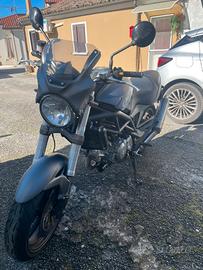 Cagiva raptor 650, 2001