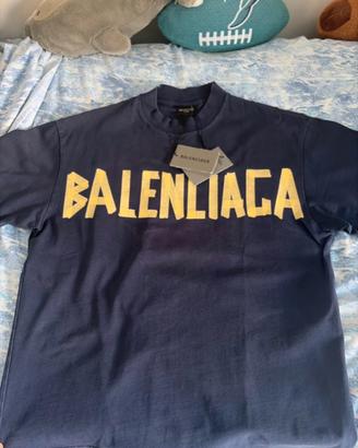 t shirt balenciaga