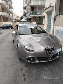 Alfa Romeo Giulietta 2012, 2.0 140 cv