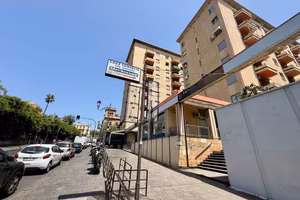 Immobile di 160 m² con 2 locali a Catania