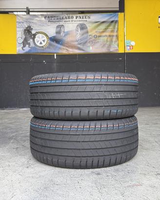 2 Gomme Bridgestone 215/40R18 Estive 85% Residui