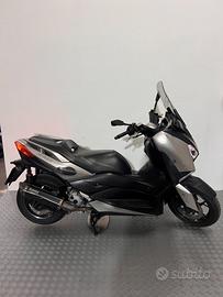 Yamaha X-Max 300