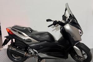 Yamaha X-Max 300
