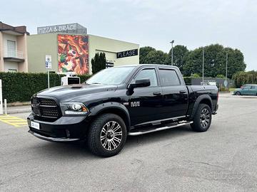Ram Ram 1500 4x4 5.7 V8 Quad Cab MB Sport 395cv at