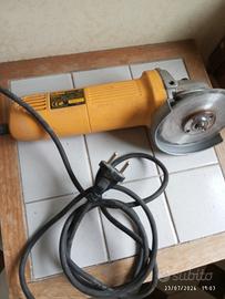 smerigliatrice Dewalt 