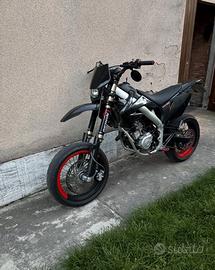 Supermotard honda hm 125 (300 cc)