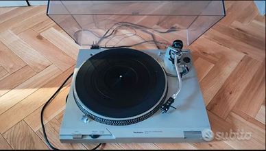 "Giradischi Technics SL-D1 Direct Drive Turntable"
