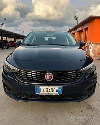 Fiat Tipo 1.3 Mjt S&S 5 porte Easy