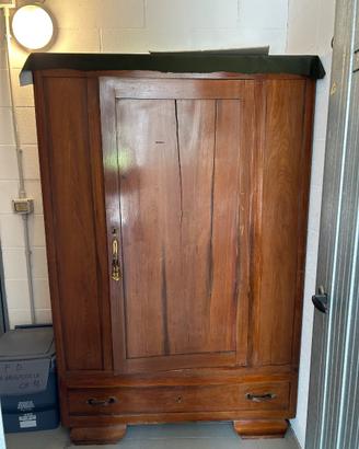 Credenza