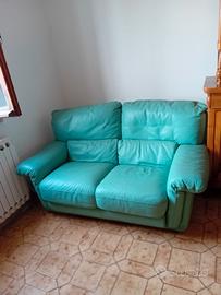 Divano in pelle due posti