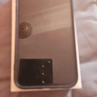iphone XR rosso con accessori (non originali)
