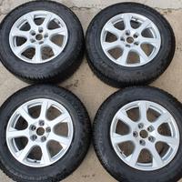 Cerchi in lega Audi Q5 con gomme 235 65 17