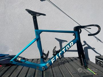 KIT FRAME FACTOR ONE TG L