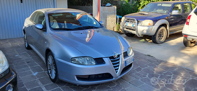 Alfa Romeo GT 1.9jtdm
