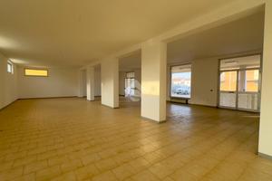 NEGOZIO A POZZOLO FORMIGARO