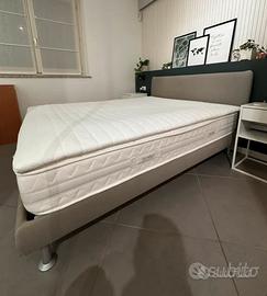 Letto matrimoniale flou