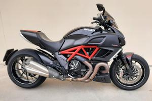 Ducati Diavel 1200 Carbon ABS