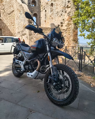moto Guzzi v85tt euro5 del 2023