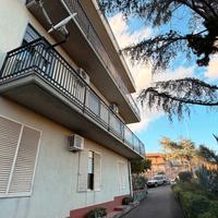 4 vani in residence con posto auto e garage