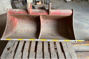 Benna liscia per escavatore 80 100ql