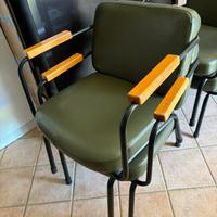 Sedia  /poltrona con braccioli vintage