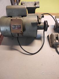 macchina per cucire Necchi 902-155