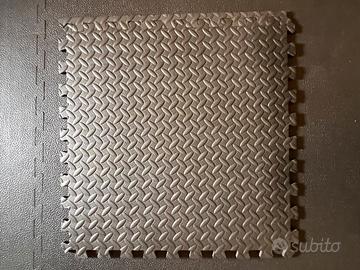 Tappetino a incastro