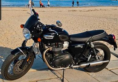 triumph bonneville T100 
