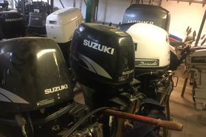 Motori fuoribordo da 2 a 40cv riparati/ revisionat