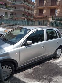 Opel Corsa 1.2 modello Enyoi