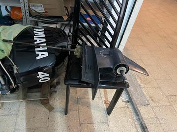 Vedo pezzi di ricambio Yamaha 40/70