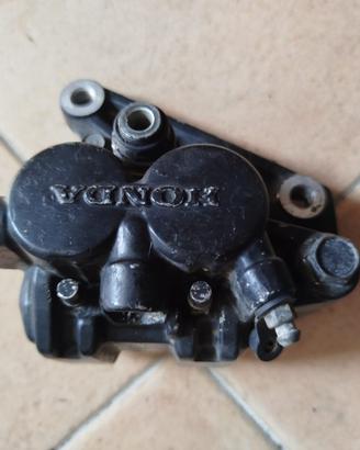 Pinza freno anteriore Honda VT 500 anni 80.