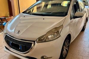 Pegeout 208 1.4 HDi 68 CV