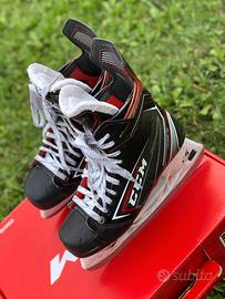 Pattini Hochey CCM Jet Speed FT490