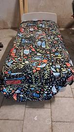 Letto singolo, rete a doghe in legno con materasso