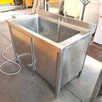 lavatoio armadiato con porta coltelli usato