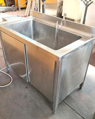 lavatoio armadiato con porta coltelli usato