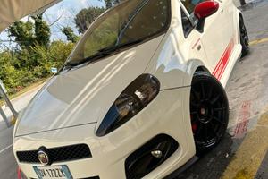 Grande punto abarth esseesse