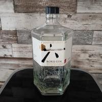 bottiglia vuota Gin Roku per fare lampade