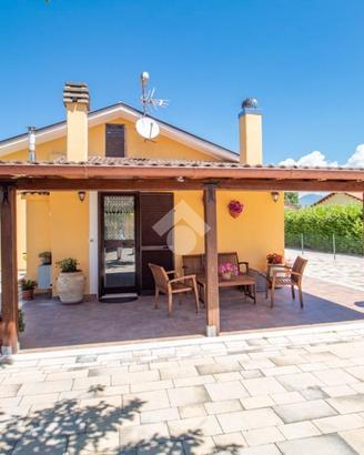 VILLA SINGOLA A RIETI