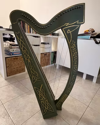Arpa celtica verde e dorata - decorata a mano