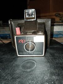 Polaroid camera vintage anni 70 e Lampeggiatore 