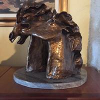 statua in bronzo